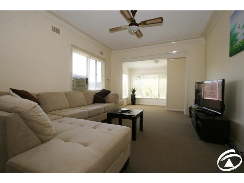 6 Wellington Street, Molong NSW 2866