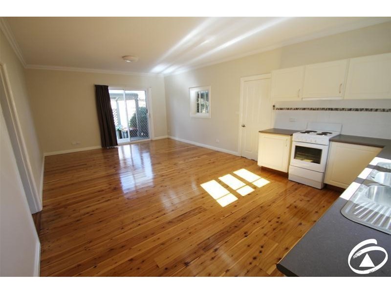 9 Thomas Street, Orange NSW 2800