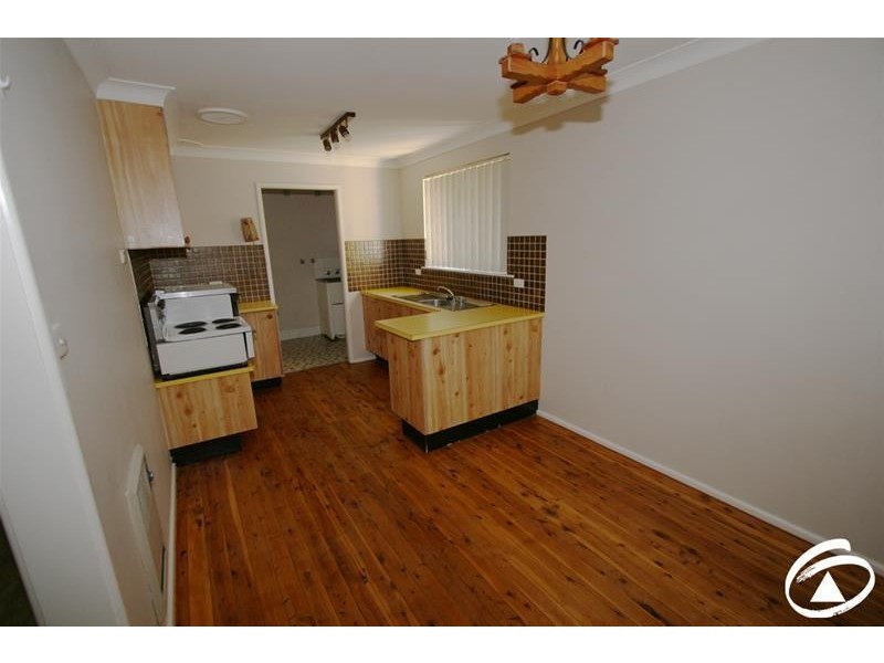 71 Burrendong Way, Orange NSW 2800