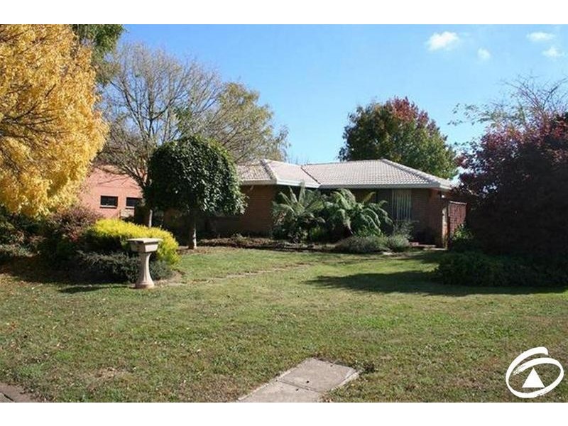 2 Courallie Drive, Orange NSW 2800