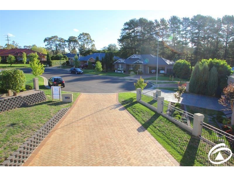 11 Juniper Place, Orange NSW 2800