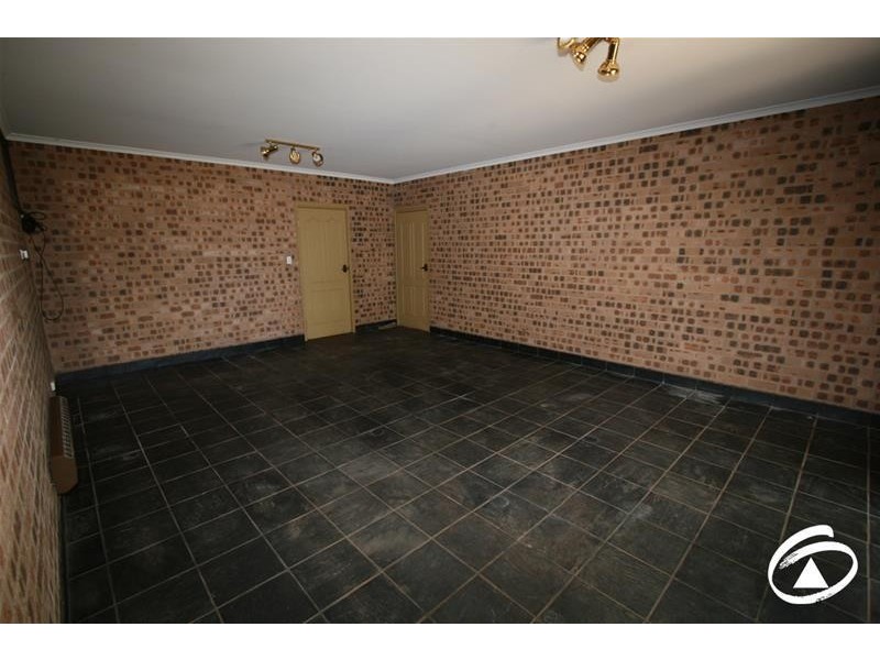 12 Maple Avenue, Orange NSW 2800