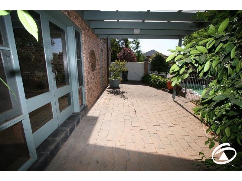 12 Maple Avenue, Orange NSW 2800