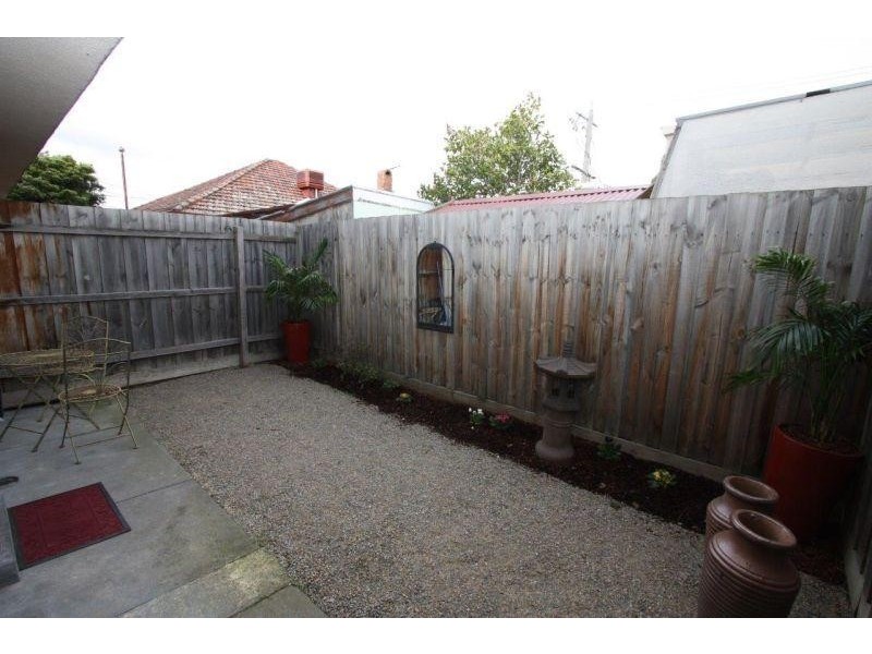 3/807 Sydney  Road, Coburg VIC 3058