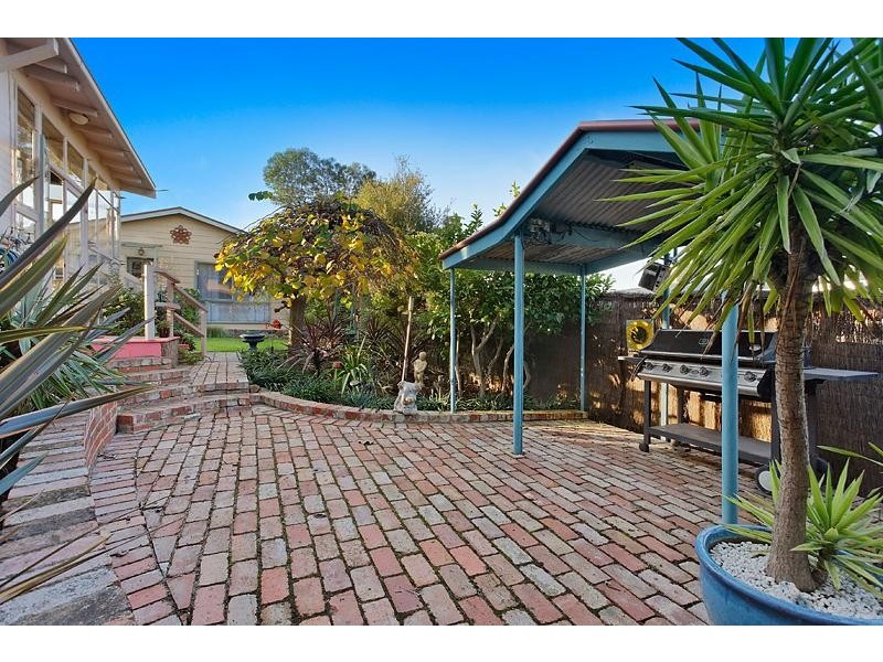 408 Buckley Street, Essendon West VIC 3040