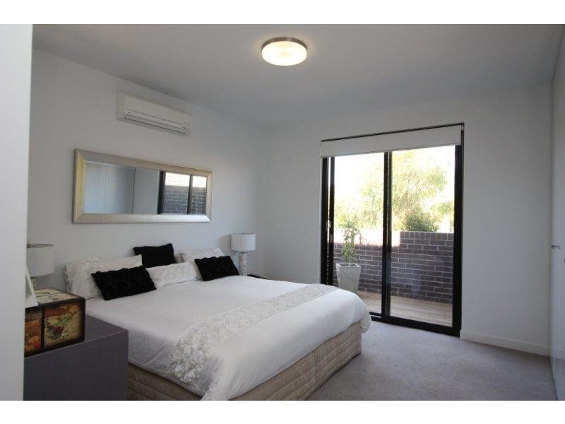 1/109 Asling Street, Brighton VIC 3186