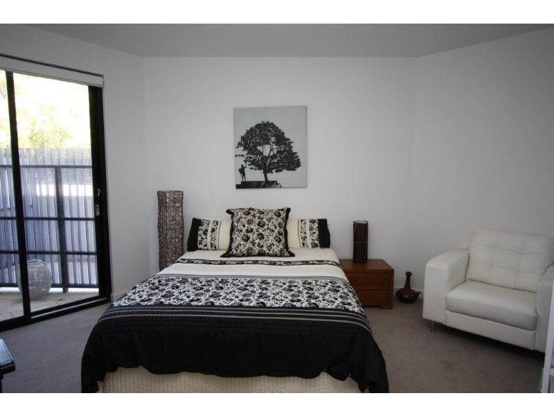 1/109 Asling Street, Brighton VIC 3186