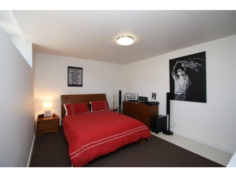 1/109 Asling Street, Brighton VIC 3186