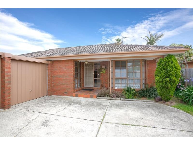 2/1 Seventh  Street, Parkdale VIC 3195