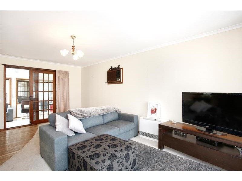 2/1 Seventh  Street, Parkdale VIC 3195