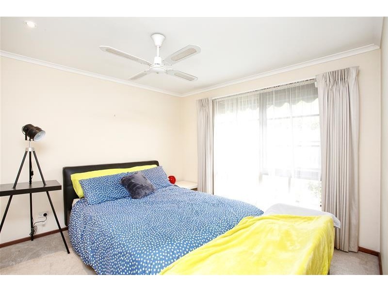 2/1 Seventh  Street, Parkdale VIC 3195