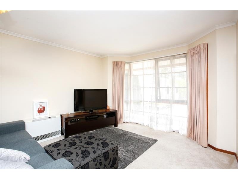 2/1 Seventh  Street, Parkdale VIC 3195