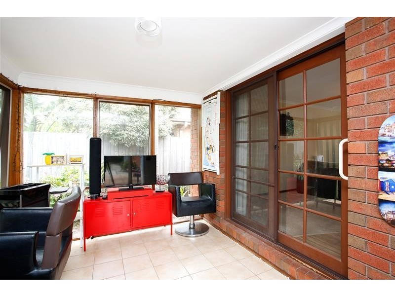 2/1 Seventh  Street, Parkdale VIC 3195