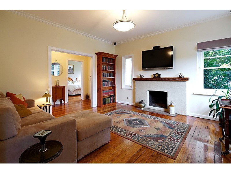 139 Canterbury Road, Blackburn VIC 3130