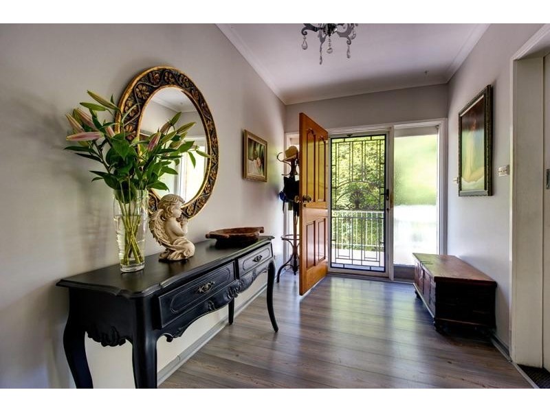 23 Viola Avenue, Mount Dandenong VIC 3767