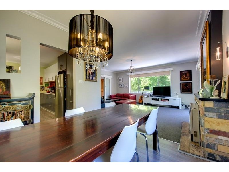 23 Viola Avenue, Mount Dandenong VIC 3767