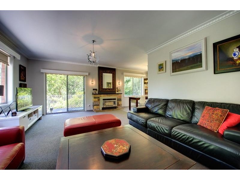 23 Viola Avenue, Mount Dandenong VIC 3767