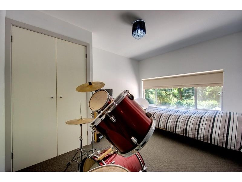 23 Viola Avenue, Mount Dandenong VIC 3767