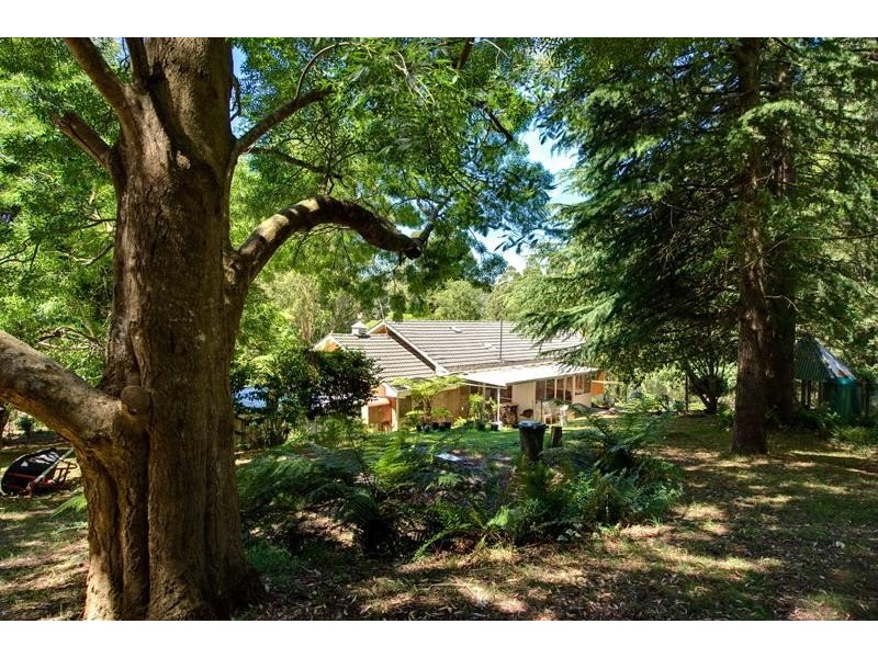 23 Viola Avenue, Mount Dandenong VIC 3767