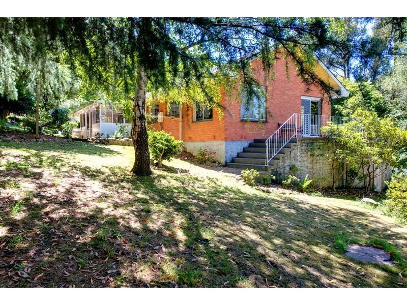 23 Viola Avenue, Mount Dandenong VIC 3767