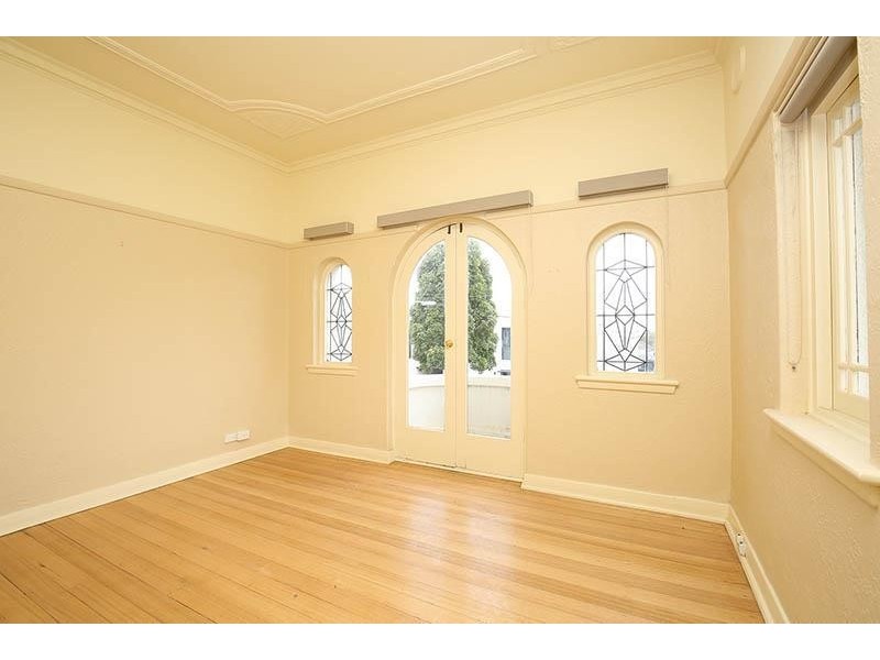 2a Sea View Street, Caulfield VIC 3162