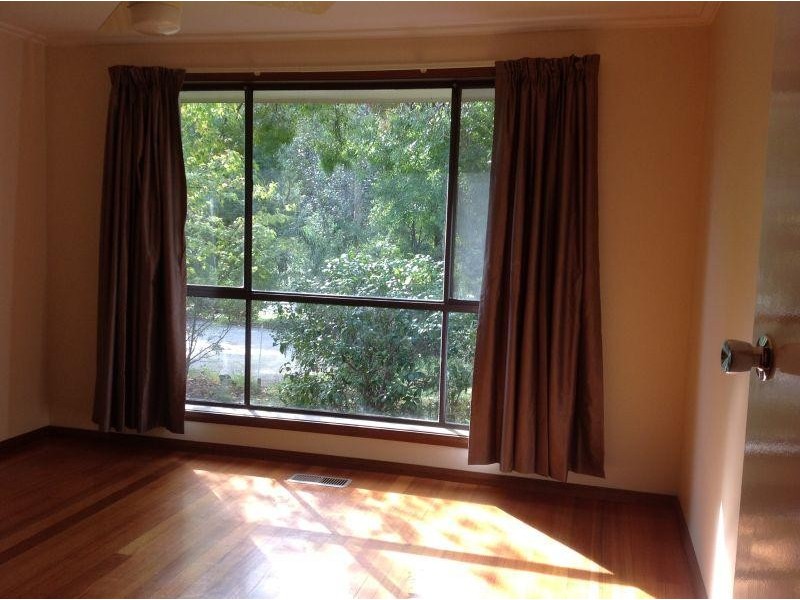 42 Forest Park Road, Upwey VIC 3158