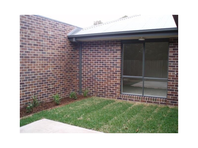 2/17 Graham Road, Carrum VIC 3197