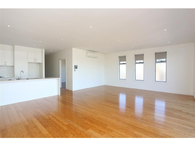 201/135 Lower Dandenong Road, Mentone VIC 3194