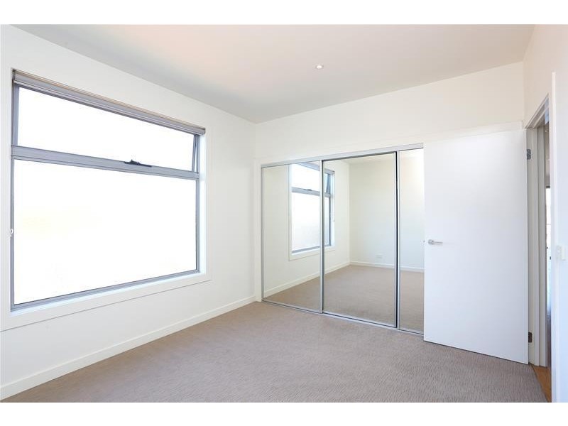 201/135 Lower Dandenong Road, Mentone VIC 3194