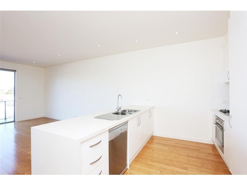 201/135 Lower Dandenong Road, Mentone VIC 3194