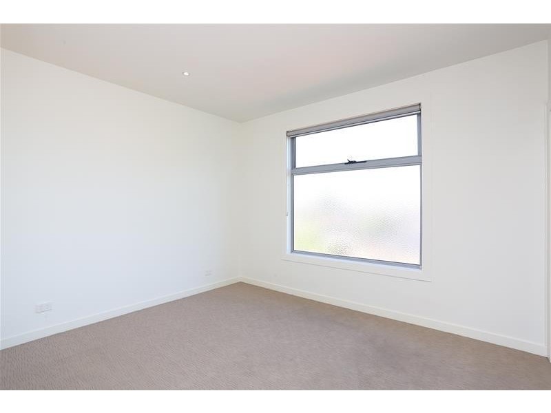 201/135 Lower Dandenong Road, Mentone VIC 3194