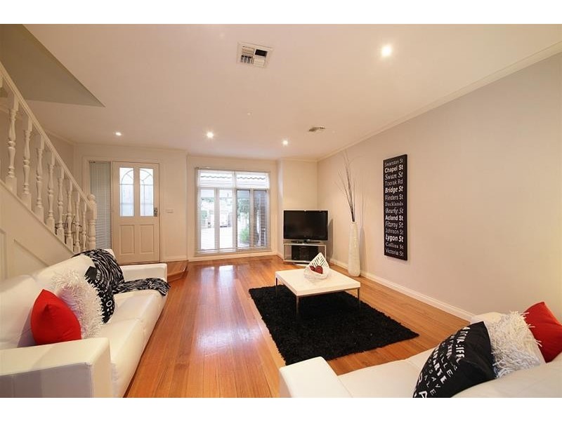 2 Garfield  Street, Cheltenham VIC 3192