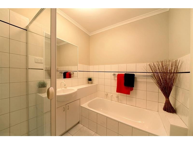 2 Garfield  Street, Cheltenham VIC 3192