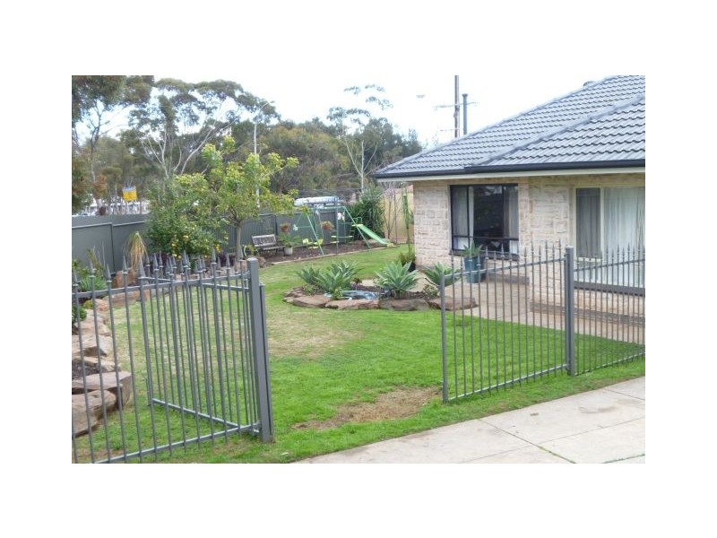 414 Bridge Road, Para Hills West SA 5096