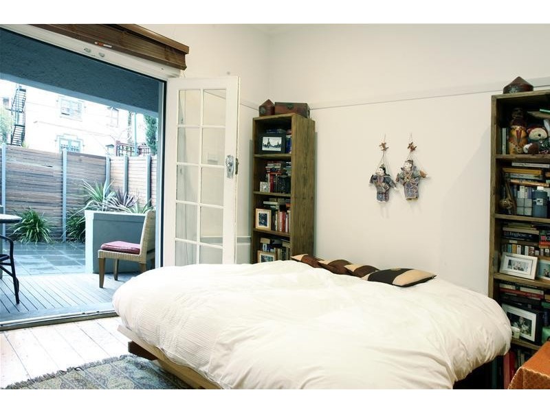 1/98 Barkly Street, St Kilda VIC 3182