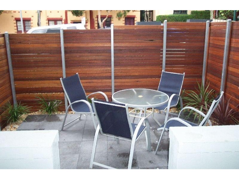 1/98 Barkly Street, St Kilda VIC 3182