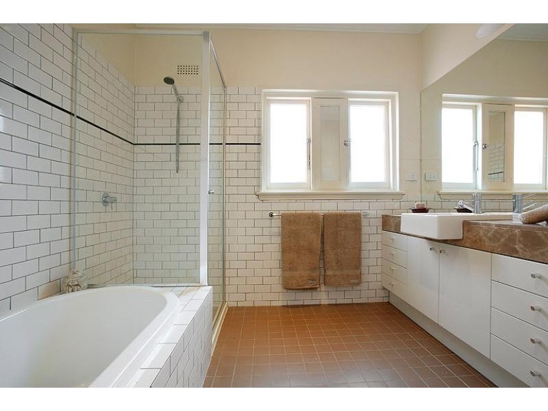 7 Collington Avenue, Brighton VIC 3186