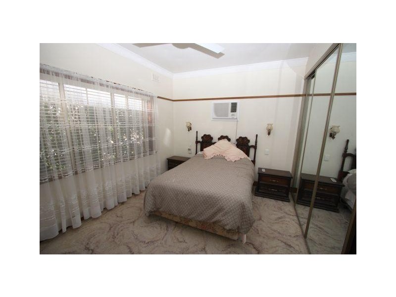 14 Carlyle Street, Ashwood VIC 3147