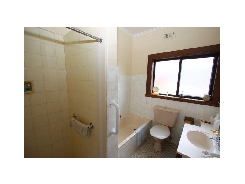 14 Carlyle Street, Ashwood VIC 3147