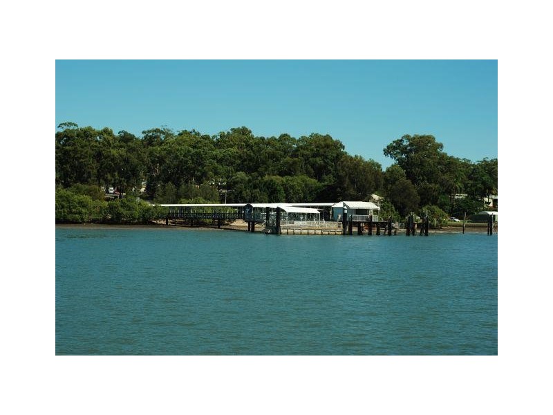 20 Rossi Avenue, Russell Island QLD 4184