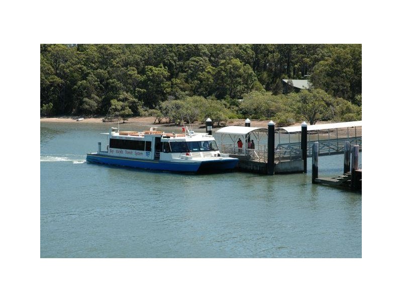 20 Rossi Avenue, Russell Island QLD 4184