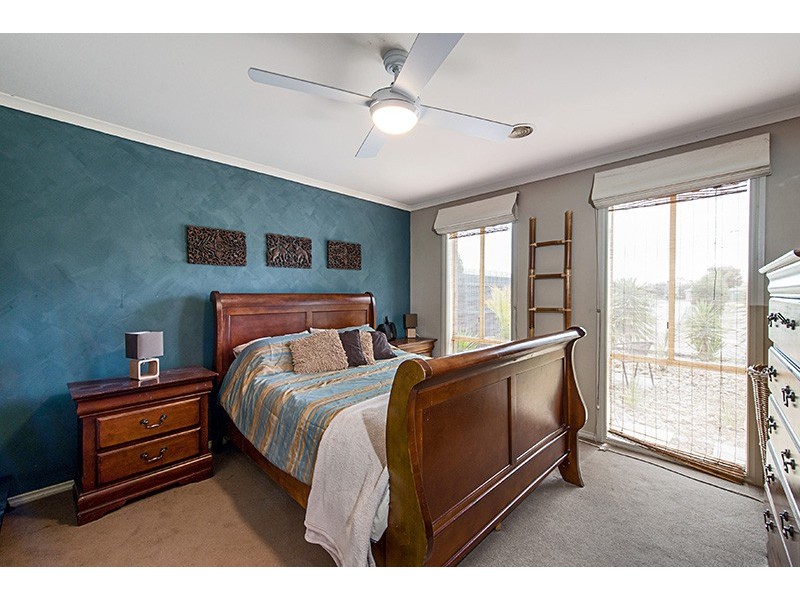 9 Michelle Court, Carrum Downs VIC 3201