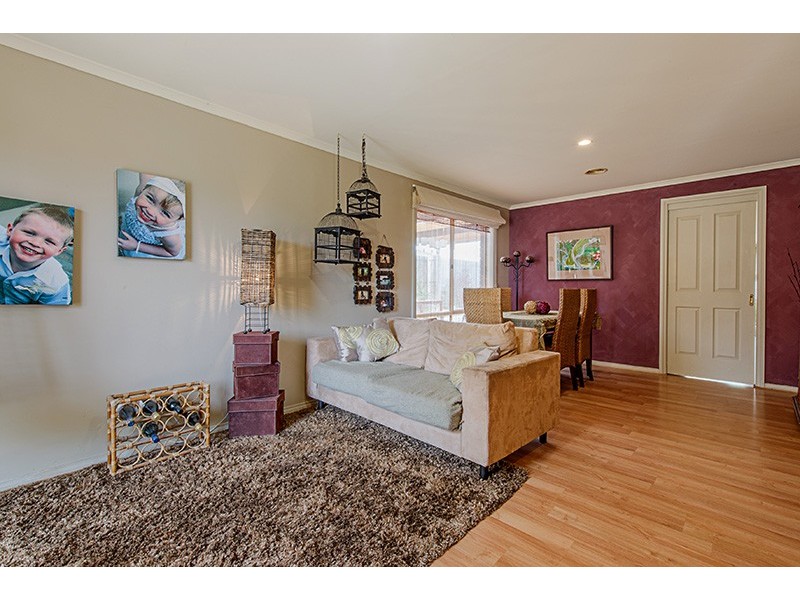 9 Michelle Court, Carrum Downs VIC 3201