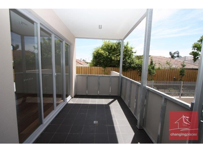 1 Mackie Road, Bentleigh East VIC 3165