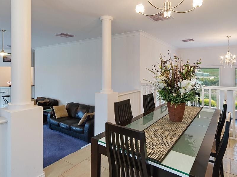 163 Burnbank Way, Mount Barker SA 5251