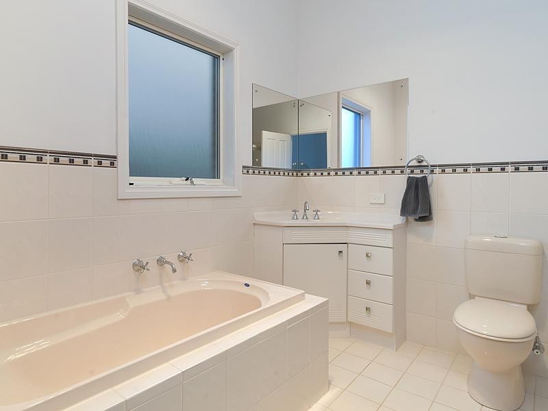 163 Burnbank Way, Mount Barker SA 5251