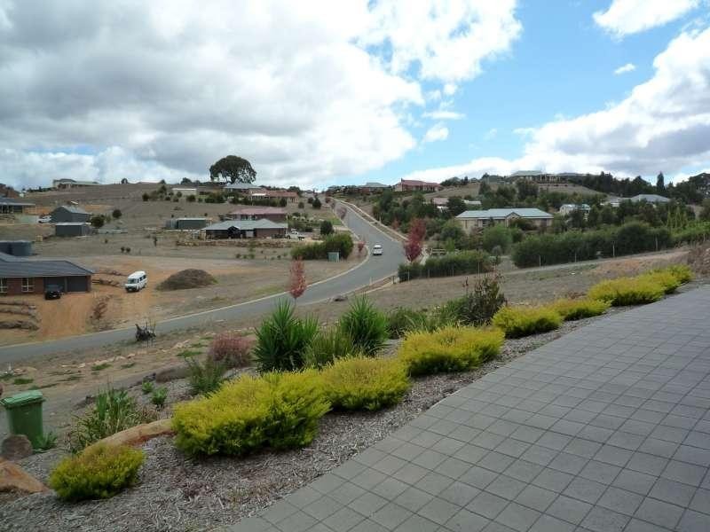 163 Burnbank Way, Mount Barker SA 5251