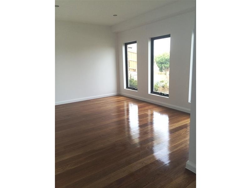 1/2 Grover Street, Pascoe Vale VIC 3044