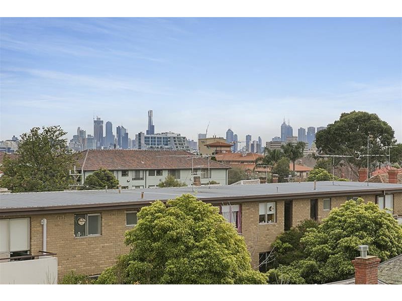 17 Ellesmere  Road, Prahran VIC 3181