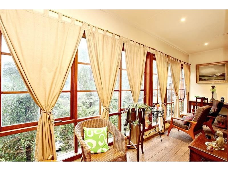 5 Glen Harrow Heights Road, Belgrave VIC 3160